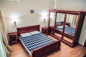 Apartament 2 camere Regal Mamaia etaj 1.